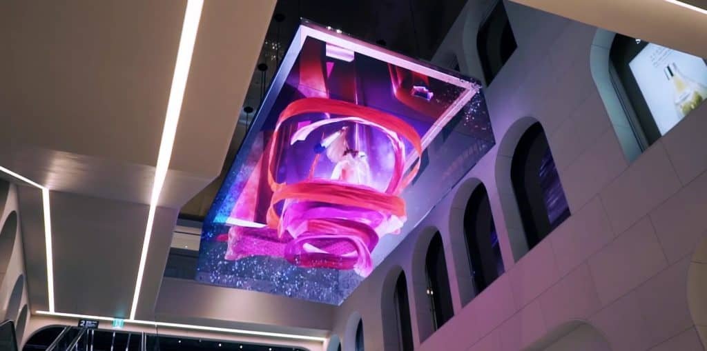 3D Advertising - D'strict
